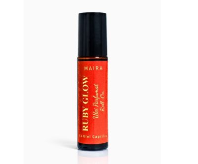 Ulei parfumat tip roll-on Ruby Glow 10 ml, parfum feminin elegant fără alcool, cu miros persistent.