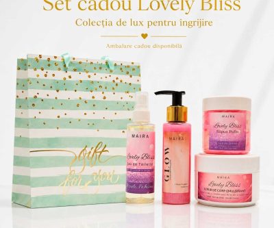 Set Lovely Bliss cu Eau de Toilette, Ulei de Corp Strălucitor, Scrub Emulsifiant și Săpun Pufos. Ritual complet cu parfum dulce-pudrat, ideal pentru cadou.
