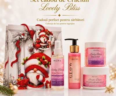 Set Lovely Bliss cu Eau de Toilette, Ulei de Corp Strălucitor, Scrub Emulsifiant și Săpun Pufos. Ritual complet cu parfum dulce-pudrat, ideal pentru cadou.