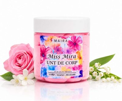 Unt de corp cu hidratare intensă și parfum floral intens. Note de trandafir, iasomie și mosc alb.